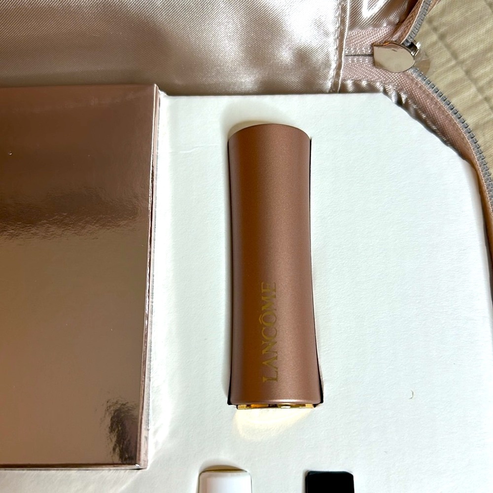 $650! LANCÔME 2024 BEAUTY BOX 10 Iconic Products - Picture 11 of 14